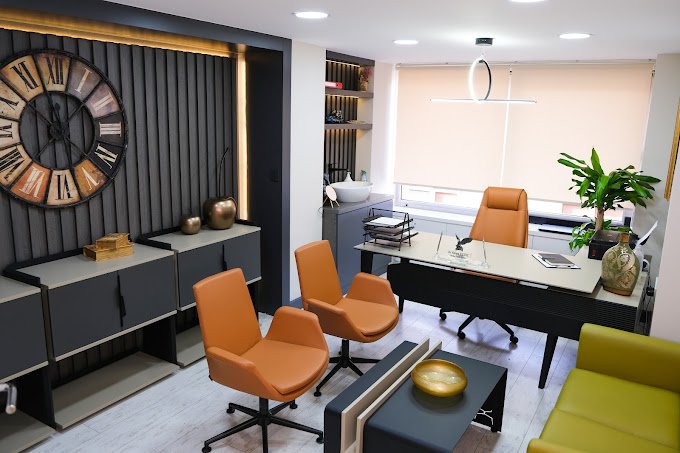 Besprechungszimmer der Haarklinik Dr. Beyhan in Istanbul